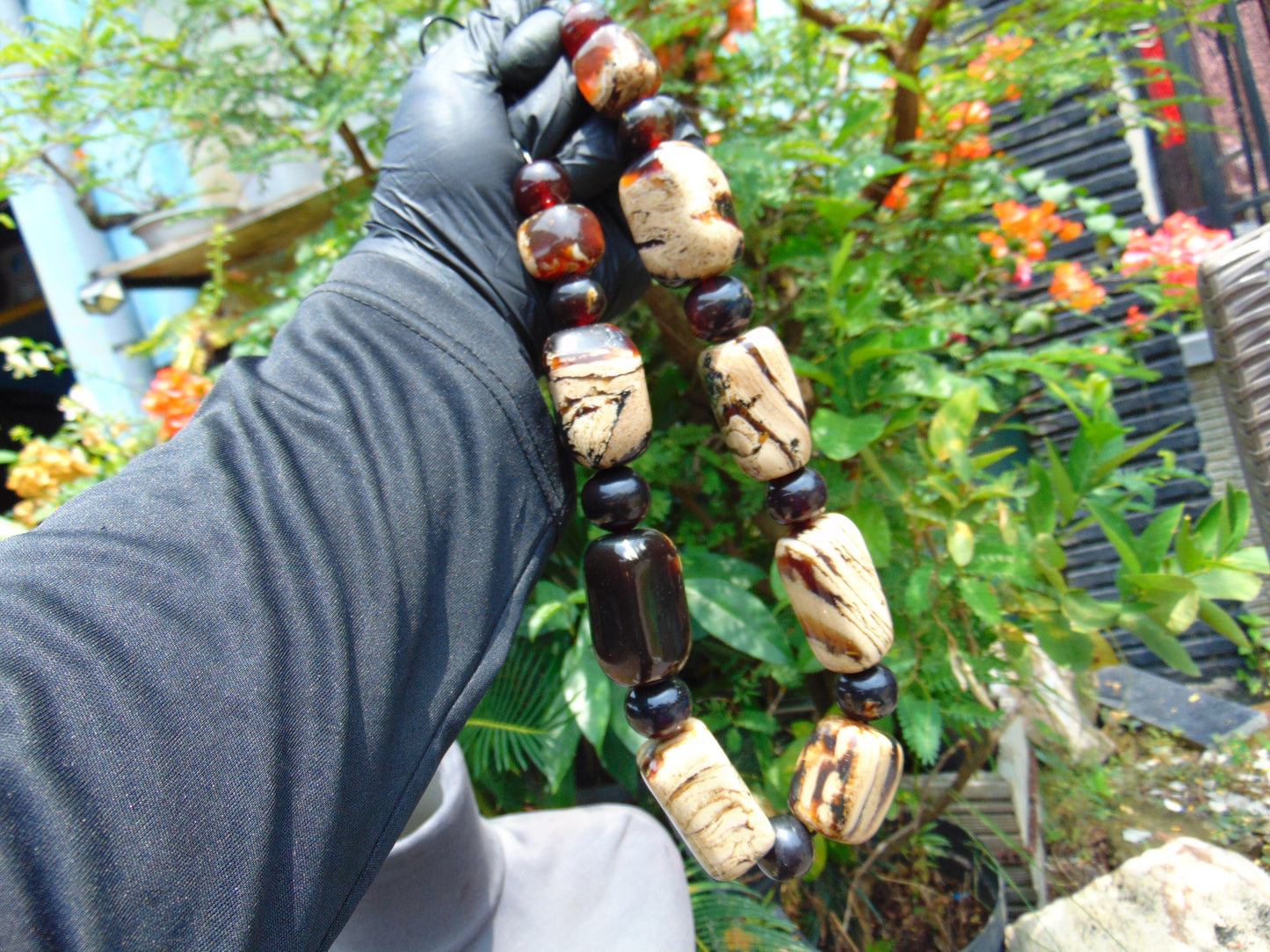 221 gr 19 beads Big Necklace Indonesian white Amber for Healing AWKK9