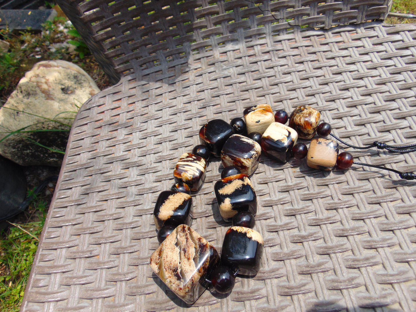 230 gr 23 beads Big Necklace Indonesian red white Amber for Healing AWKK1