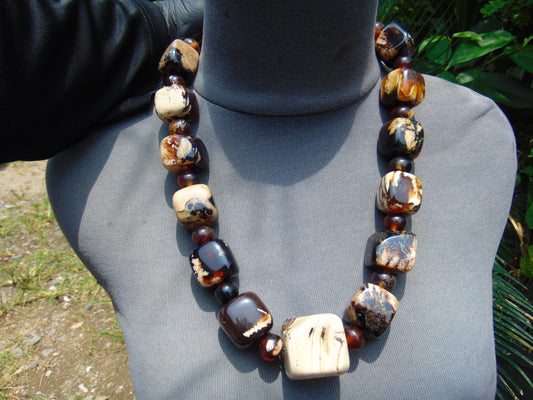 156 gr 27 beads Big Necklace Indonesian red white Amber for Healing AWKK10
