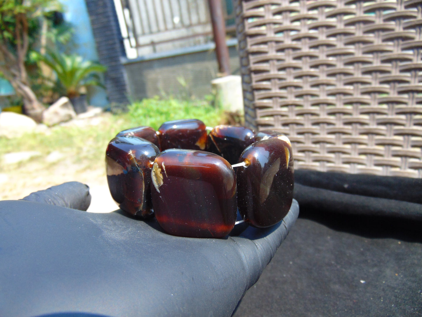 99 gr 7 Square Beads Bangle Indonesian Amber for Healing 26BE30