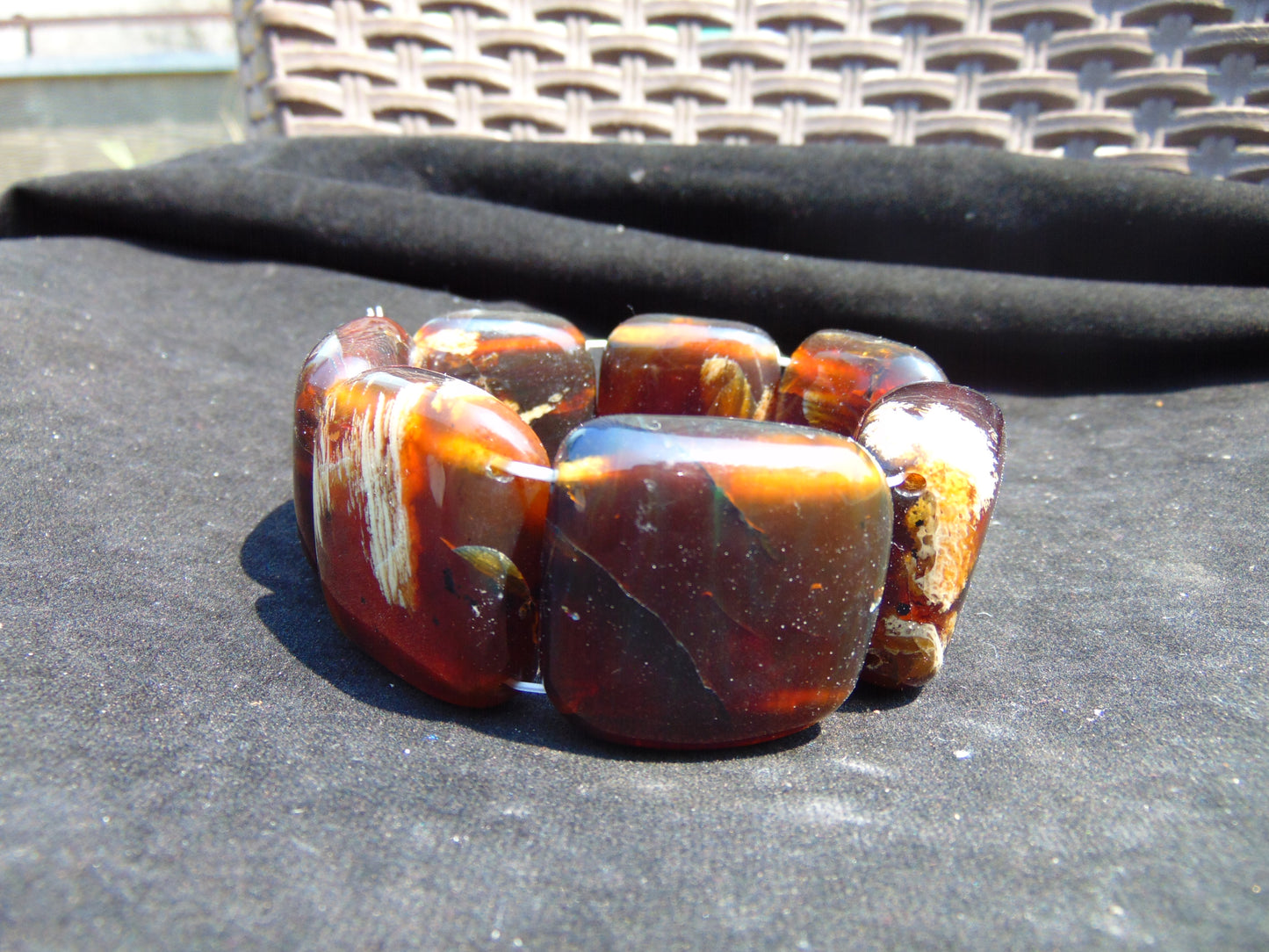92 gr 7 Square Beads Bangle Indonesian Amber for Healing 26BE40