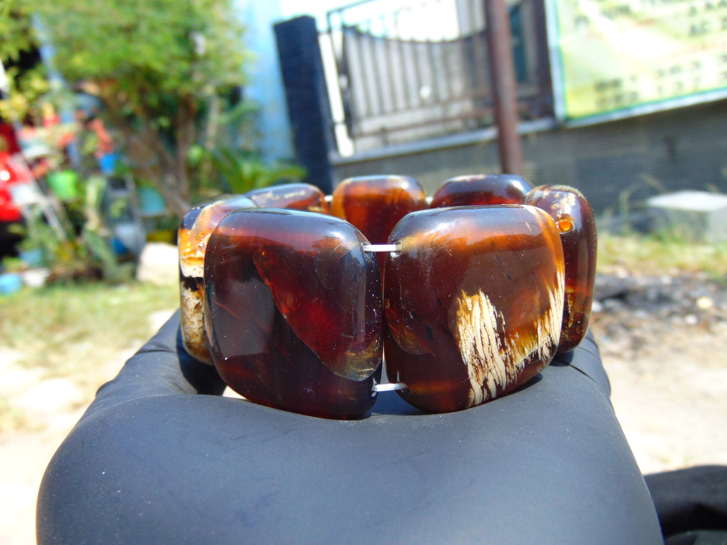 92 gr 7 Square Beads Bangle Indonesian Amber for Healing 26BE40