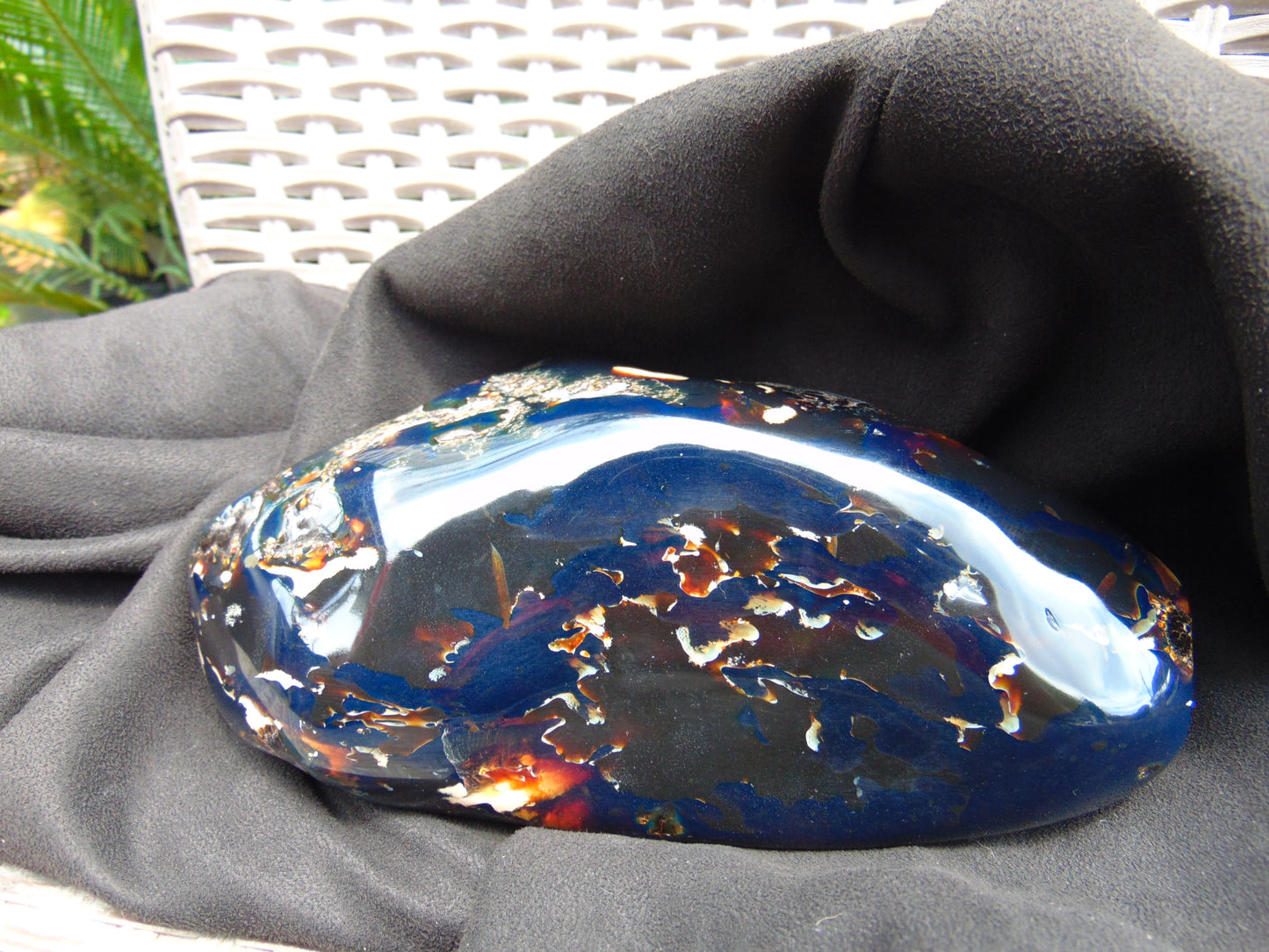 1102 gram full polished 21x8x8 cm Indonesian Blue Amber for Healing AR115