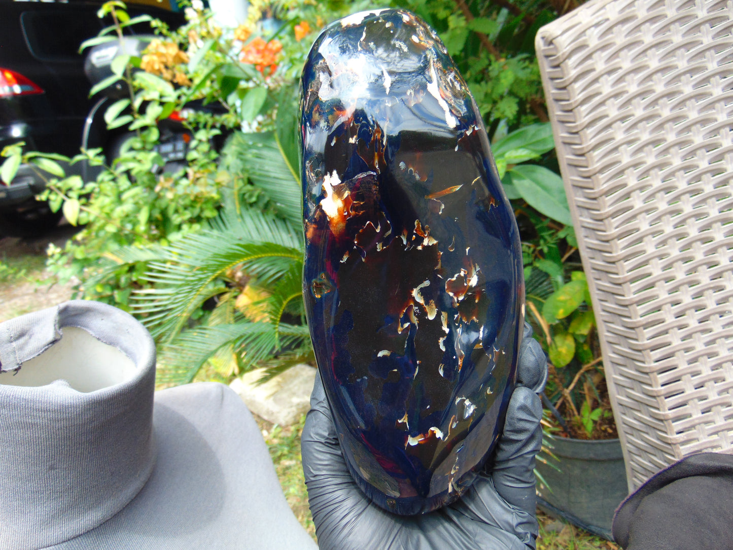 1102 gram full polished 21x8x8 cm Indonesian Blue Amber for Healing AR115