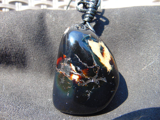 71 gr Pendant Indonesian Black Amber for Healing P226