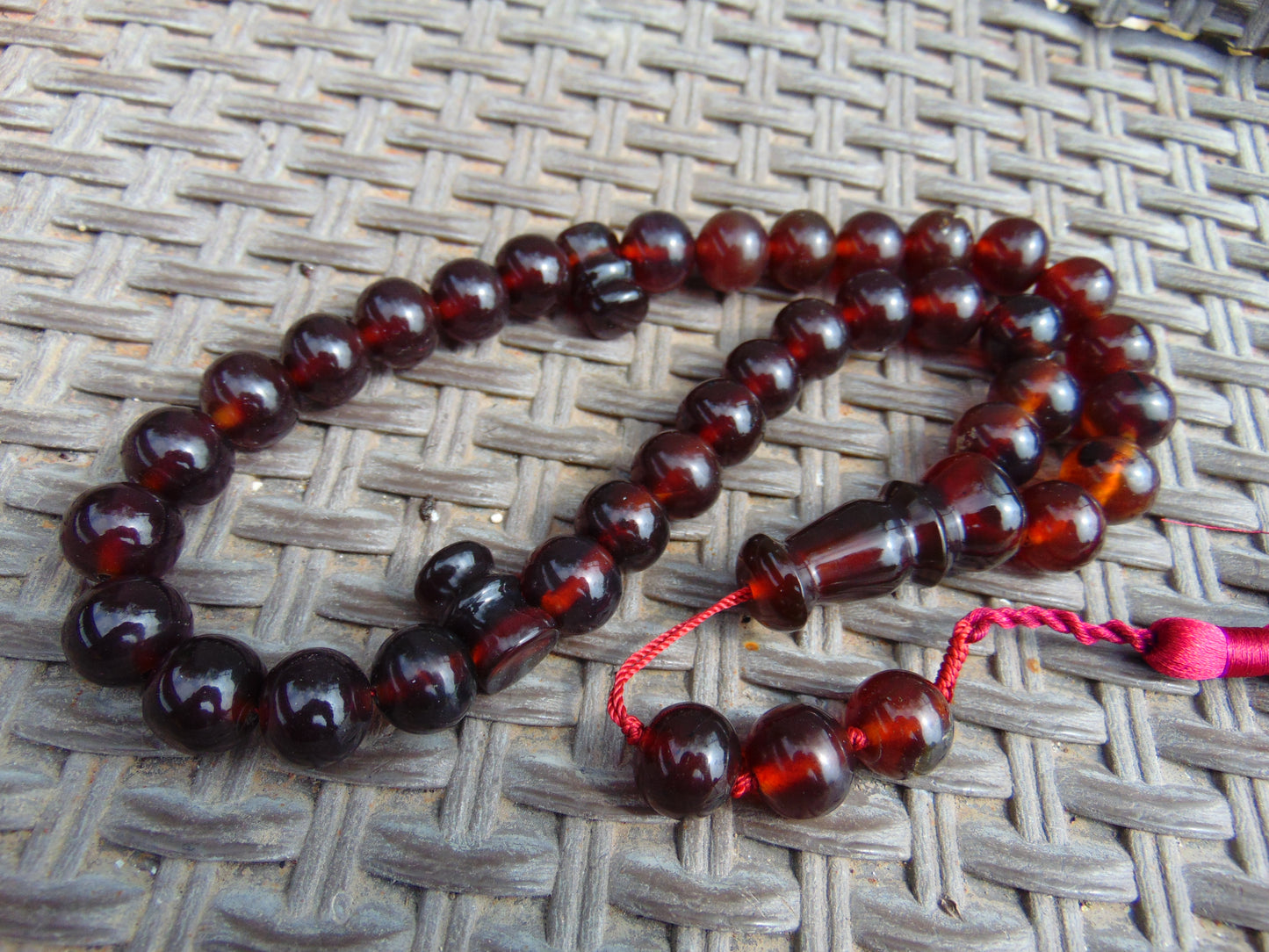 77 gr Tasbih Mesbah Rosary 33+3 Beads 16 mm Indonesian Red Amber for Healing FR26