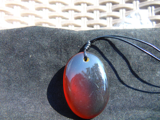10 gram Pendant Indonesian Green Amber for Healing 26a343