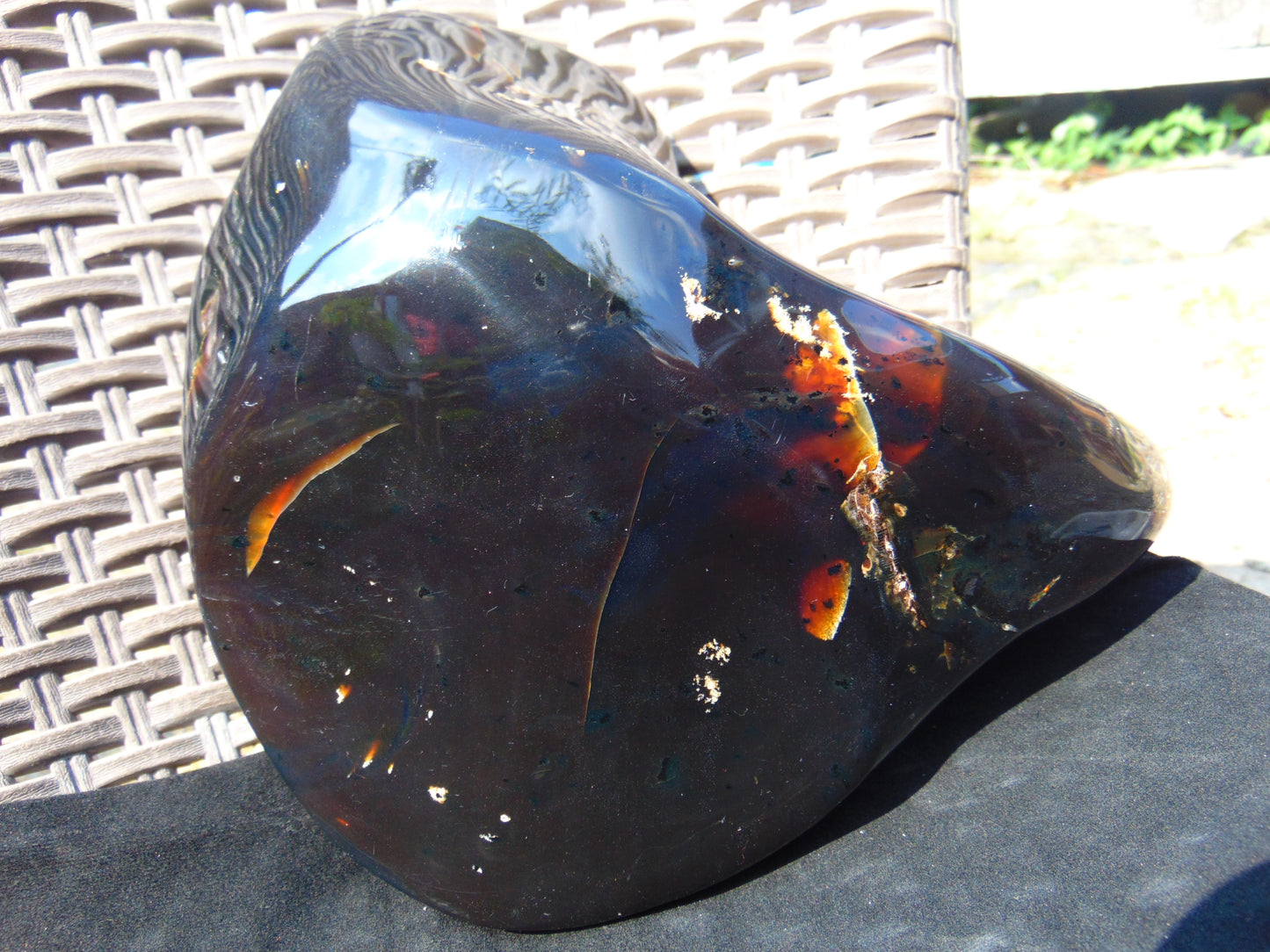 1824 gr Full Polished 210x200x70 mm Indonesia Dark Red for Healing AR113