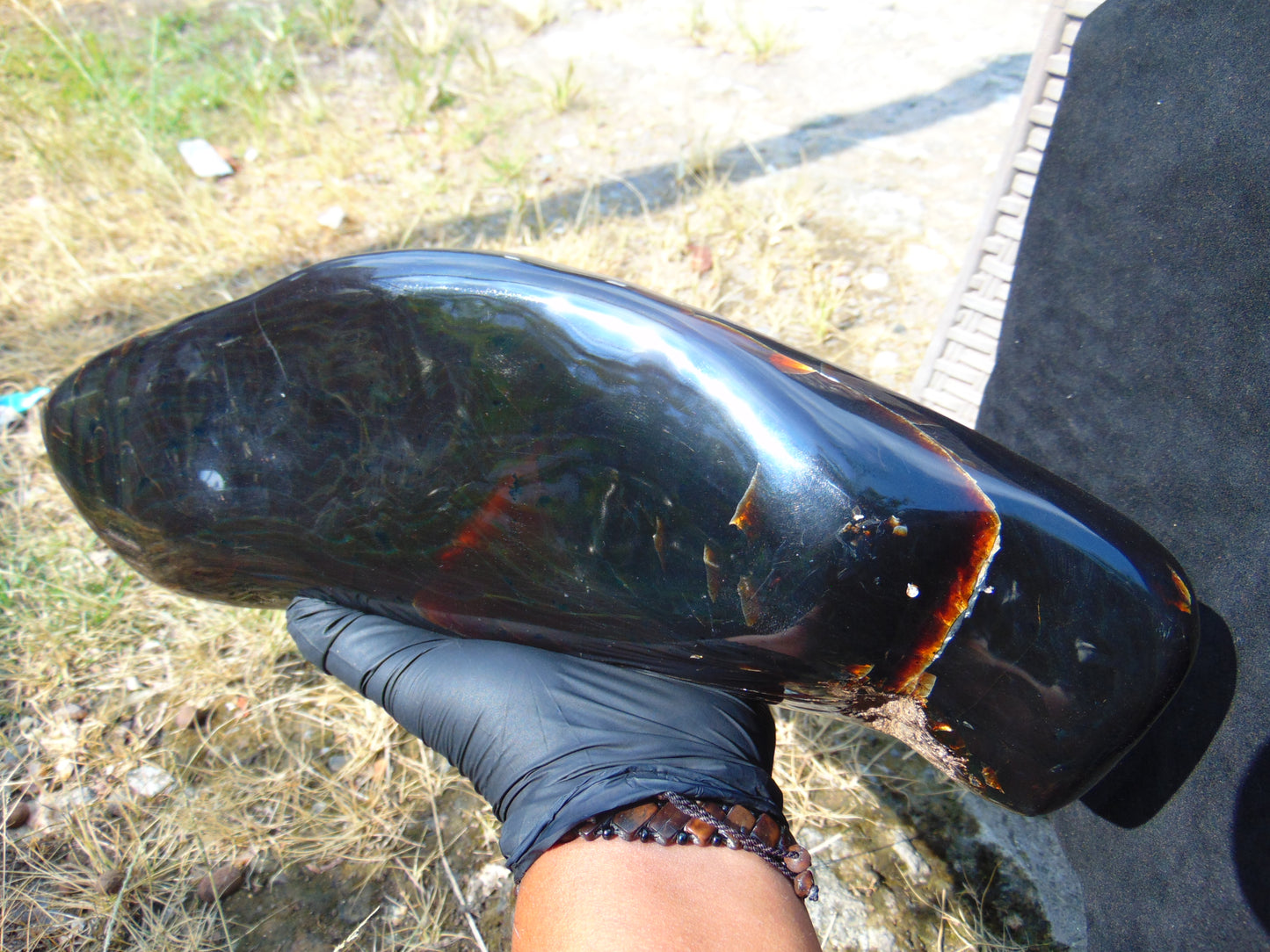 1989 gr Full Polished 340x100x80 mm Indonesia Black Amber for Healing AR107