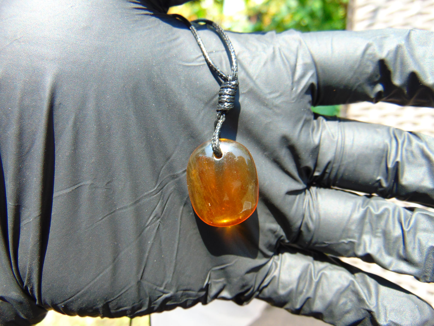 1 gr Pendant Indonesian orange Amber for Healing A538