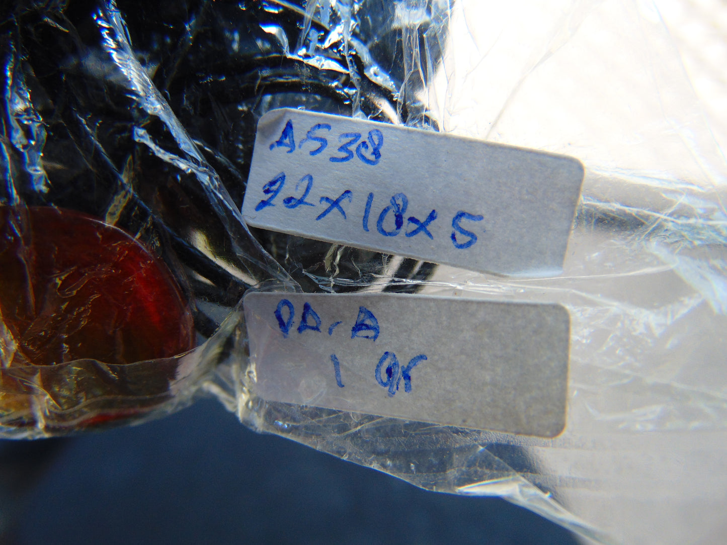 1 gr Pendant Indonesian orange Amber for Healing A538