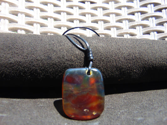 4 gr Pendant Indonesian orange Amber for Healing A547