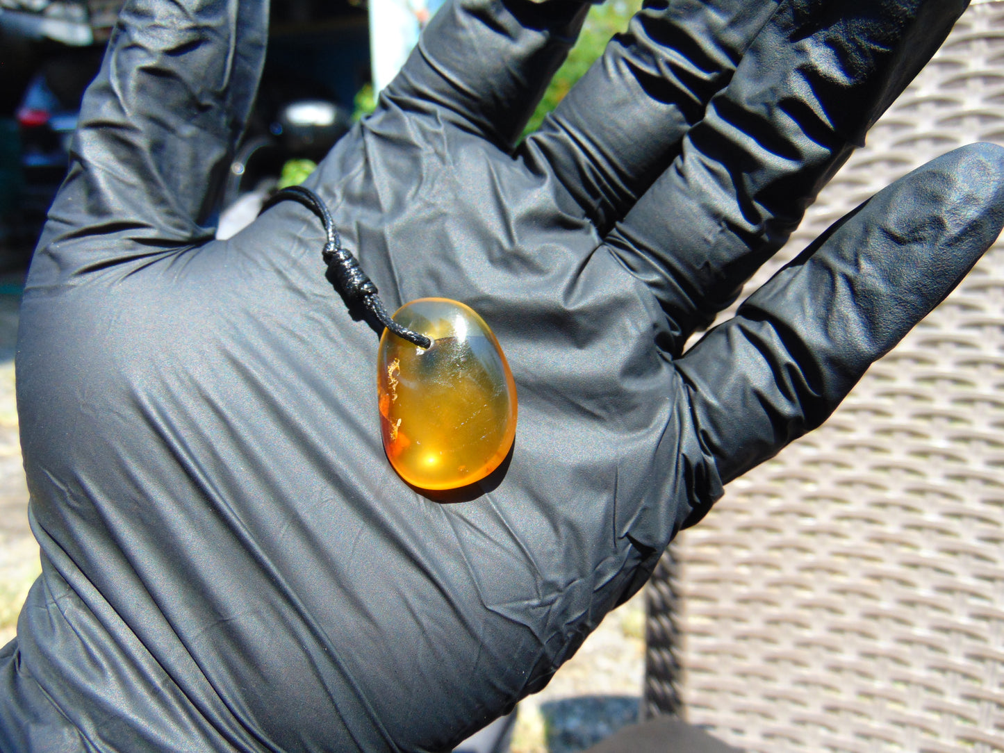 2 gr Pendant Indonesian orange Amber for Healing Y181