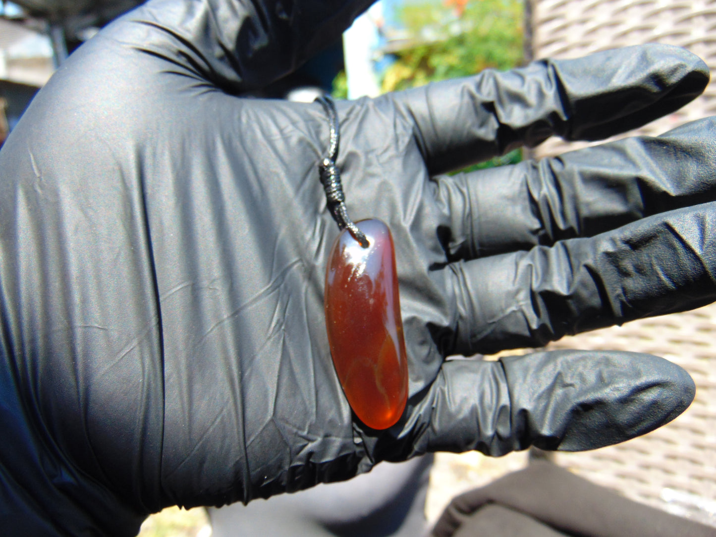 2 gr Pendant Indonesian red Amber for Healing Y237