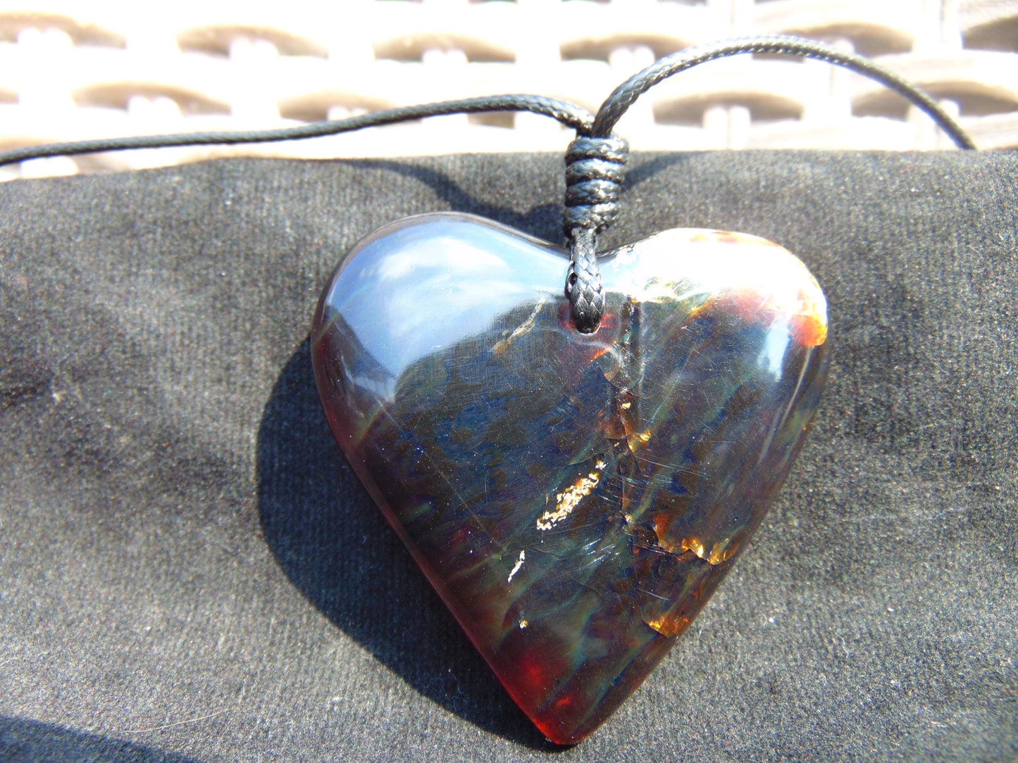 21 gram Heart Pendant Indonesian Amber for Healing 26y258