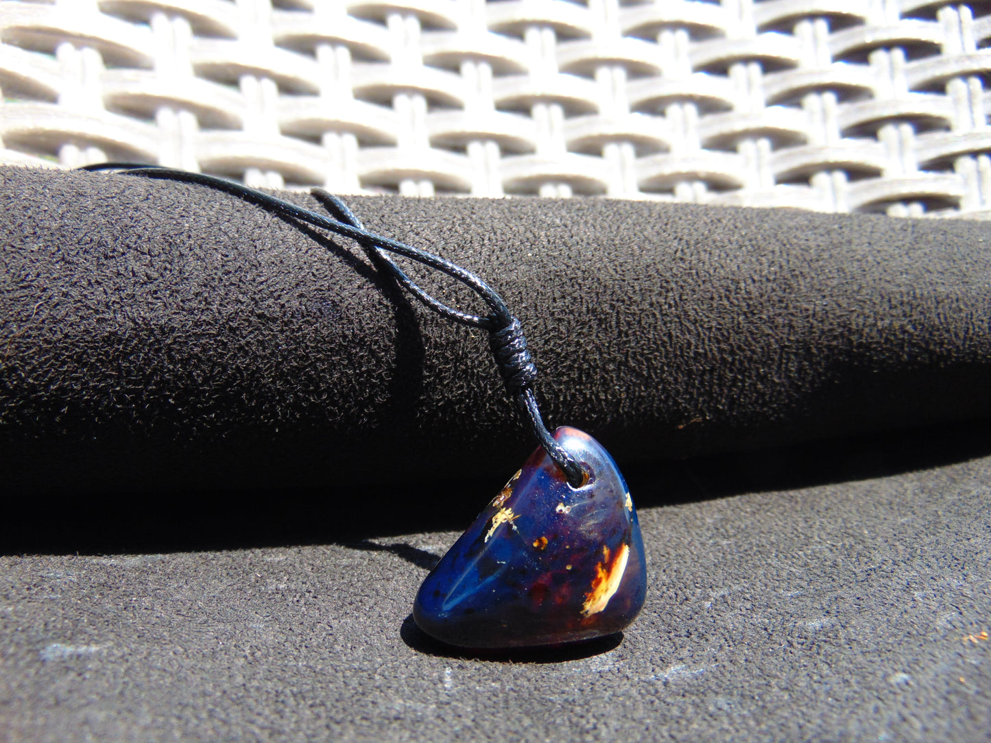 3 gr Pendant Indonesian orange Amber for Healing Y165