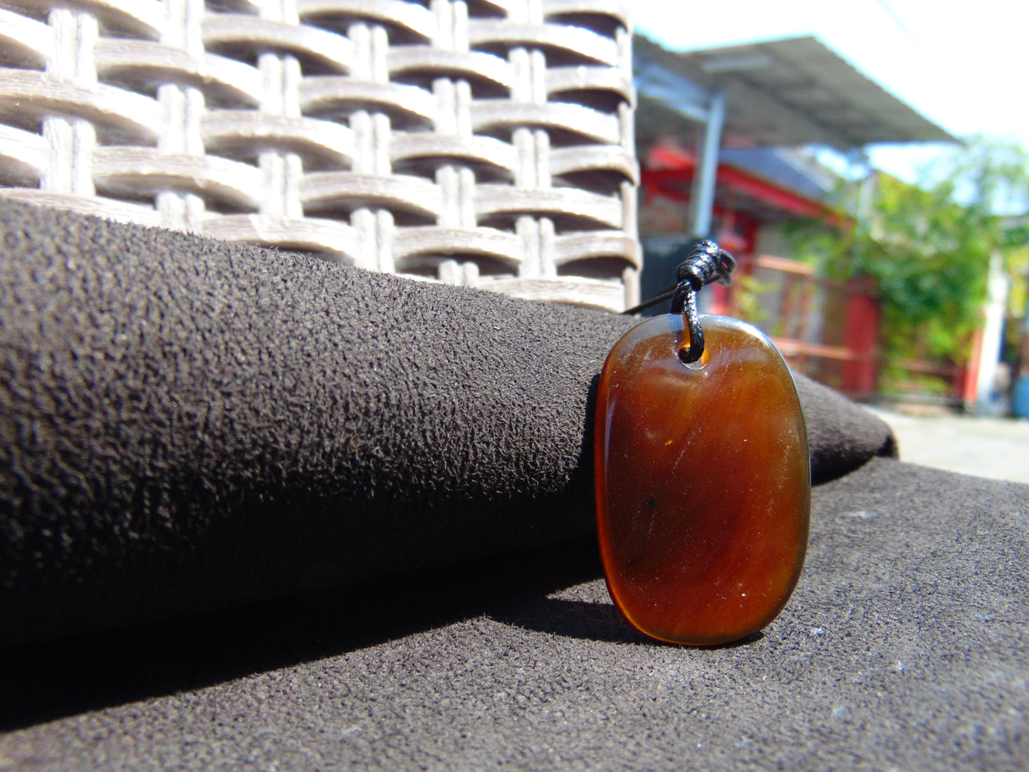4 gr Pendant Indonesian red Amber for Healing A557