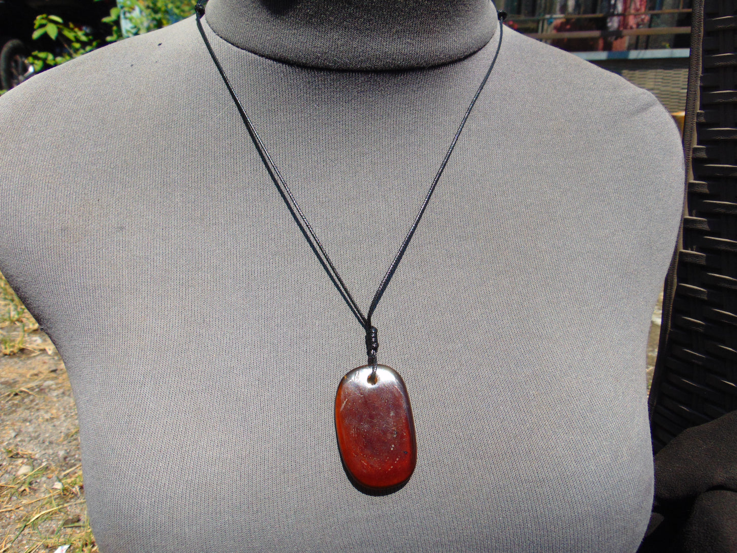 4 gr Pendant Indonesian red Amber for Healing A557