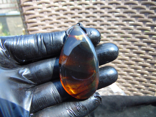 9 gram Pendant Indonesian Crystal Blue Amber for Healing pb5