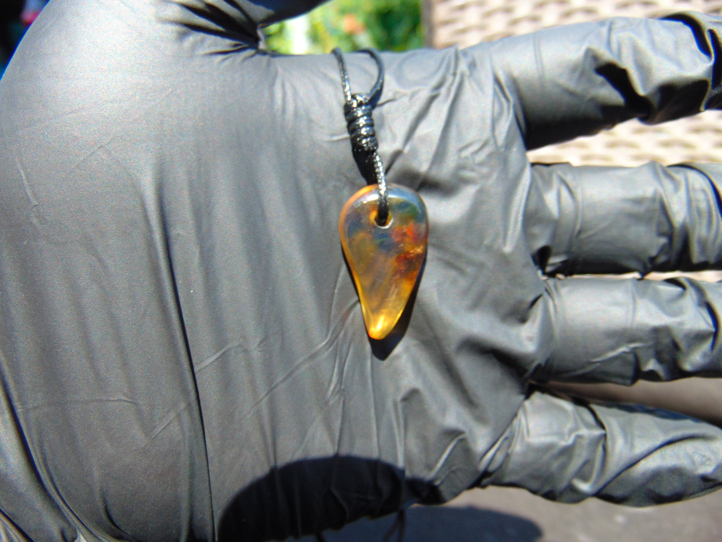 1 gr Pendant Indonesian blue Amber for Healing A552