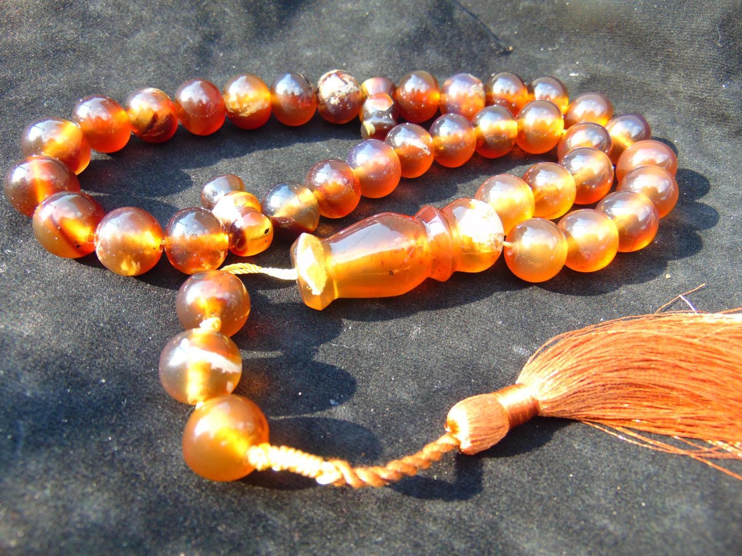 73 gr Hand Tasbih 33+3 Beads 15 mm Indonesian Cherry Red Amber for Healing no. 1