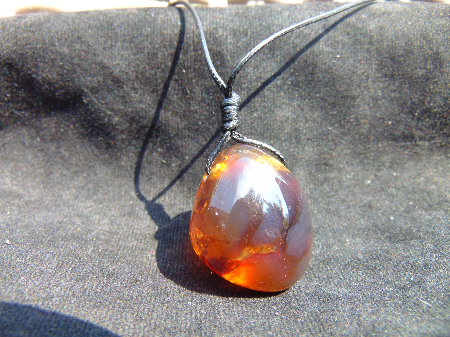 12 gram Pendant Indonesian Amber for Healing 26y11
