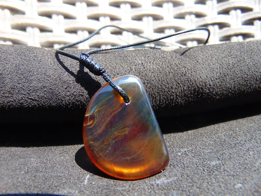 4 gr Pendant Indonesian blue Amber for Healing Y208