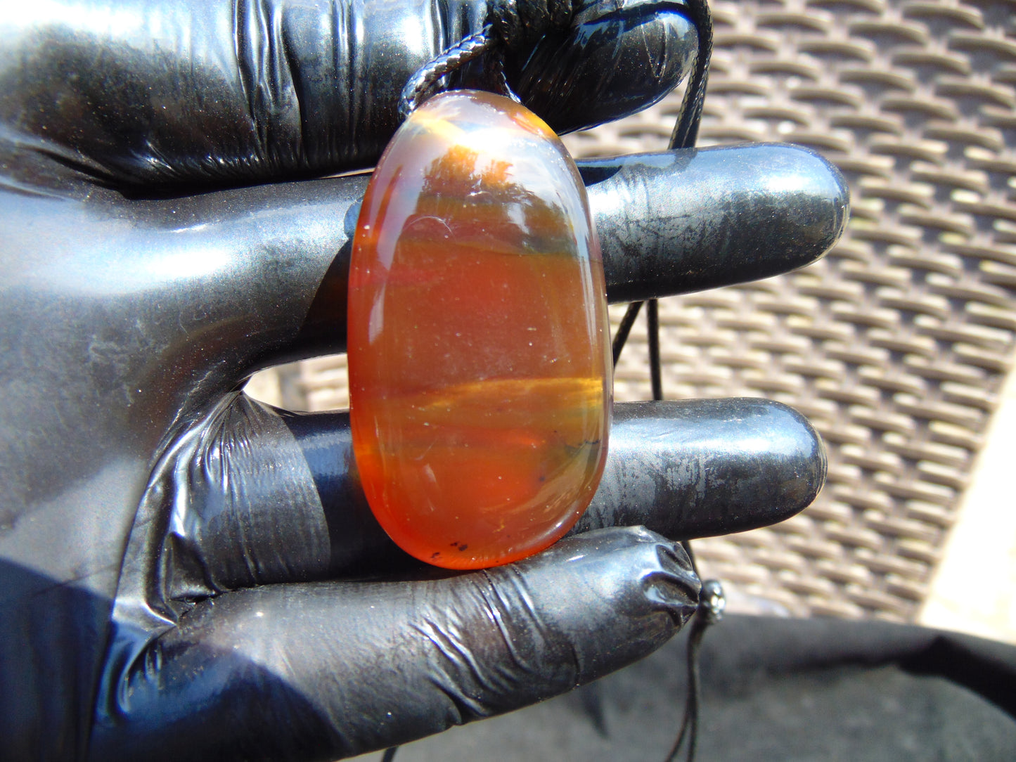 8 gram Pendant Indonesian Green Amber for Healing pb39