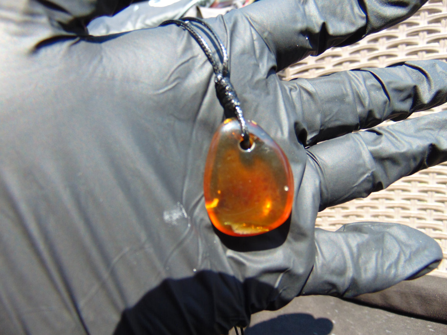 3 gr Pendant Indonesian blue Amber for Healing A579