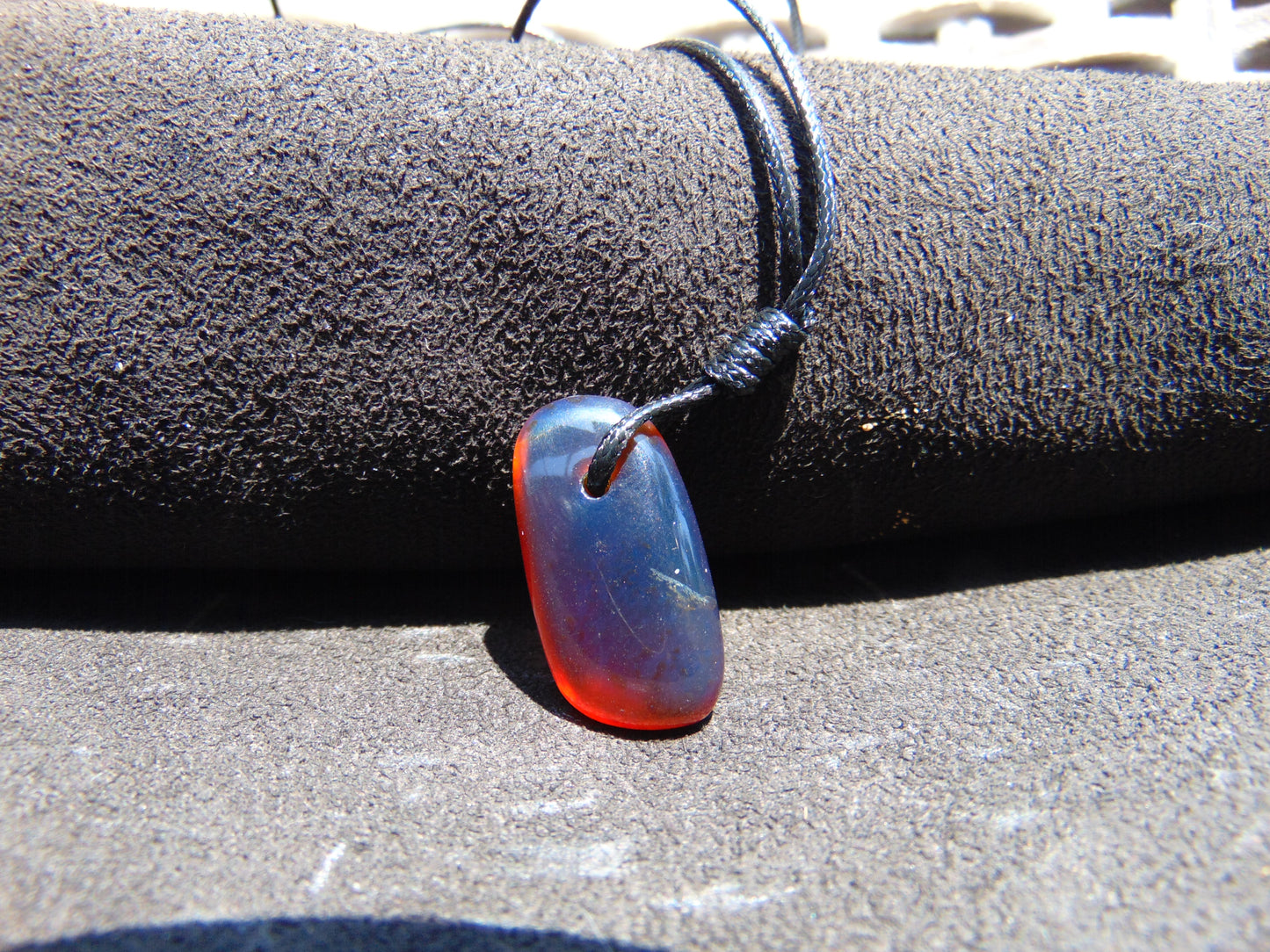 2 gr Pendant Indonesian blue Amber for Healing Y182