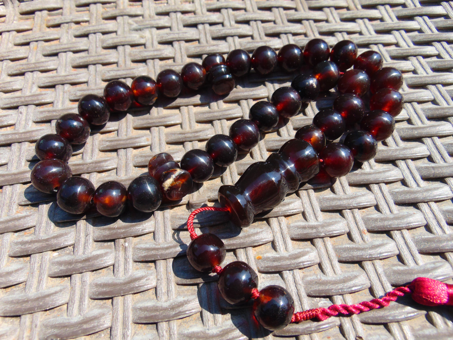 77 gr Tasbih Mesbah Rosary 33+3 Beads 16 mm Indonesian Red Amber for Healing FR16