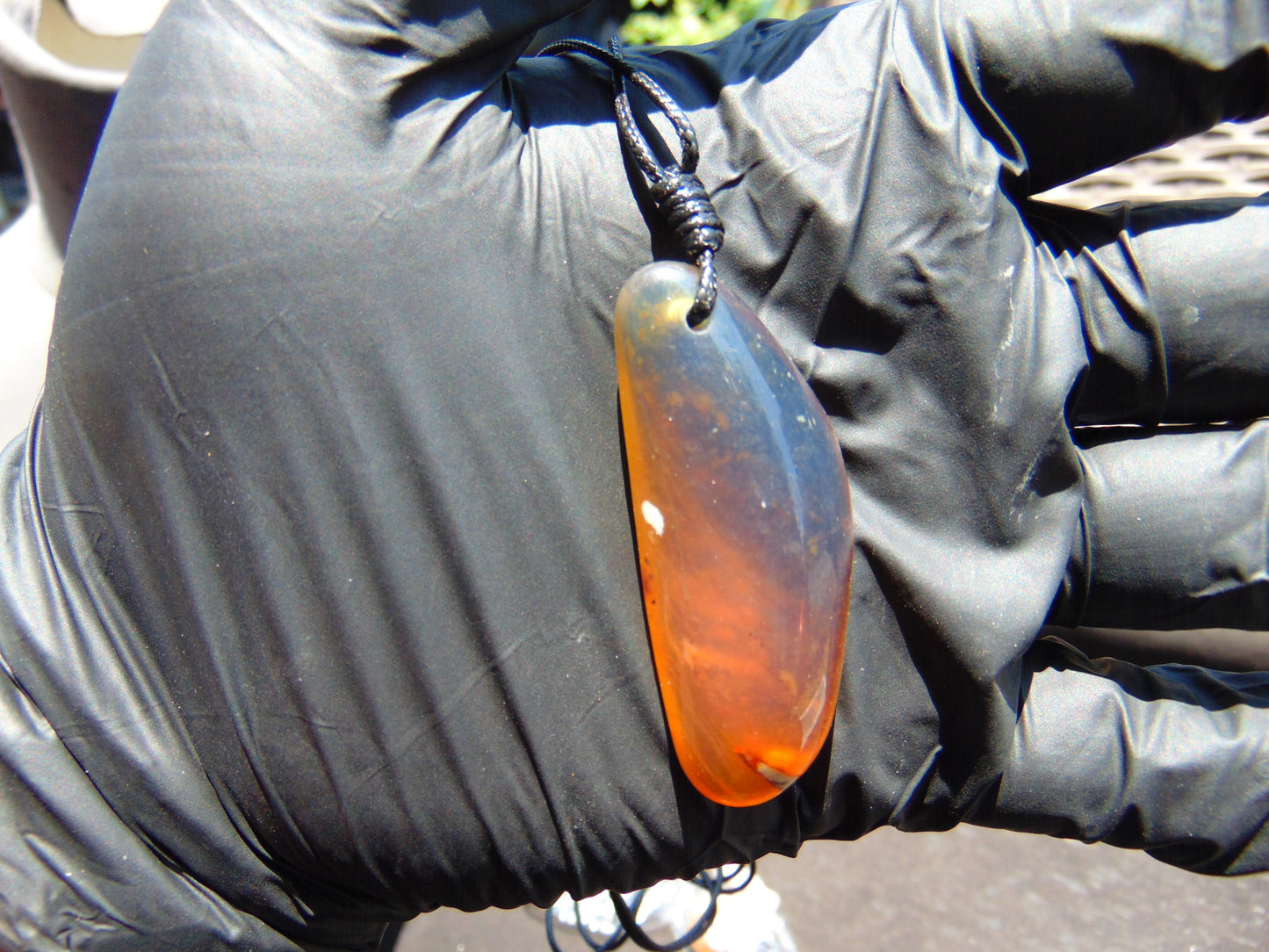 7.71 gr Pendant Indonesian orange Blue Amber for Healing N45