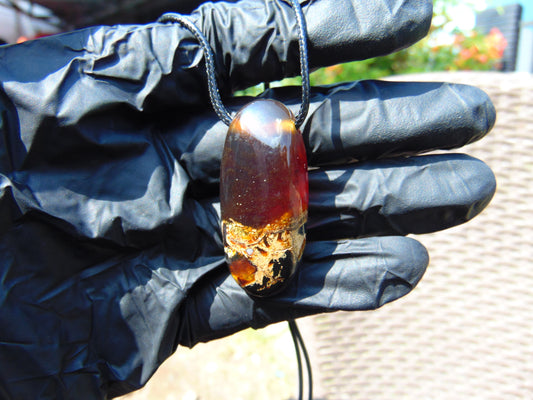 8 gram Teardrop Pendant Indonesian Purple Red Amber for Healing Y1
