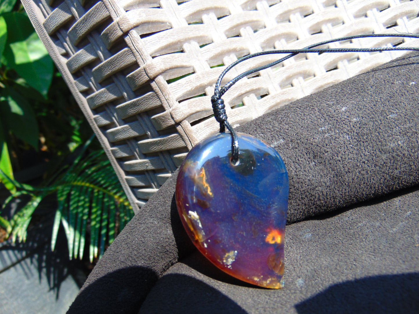 13 gr Comma Pendant Indonesian Blue Amber for Healing 25Y21