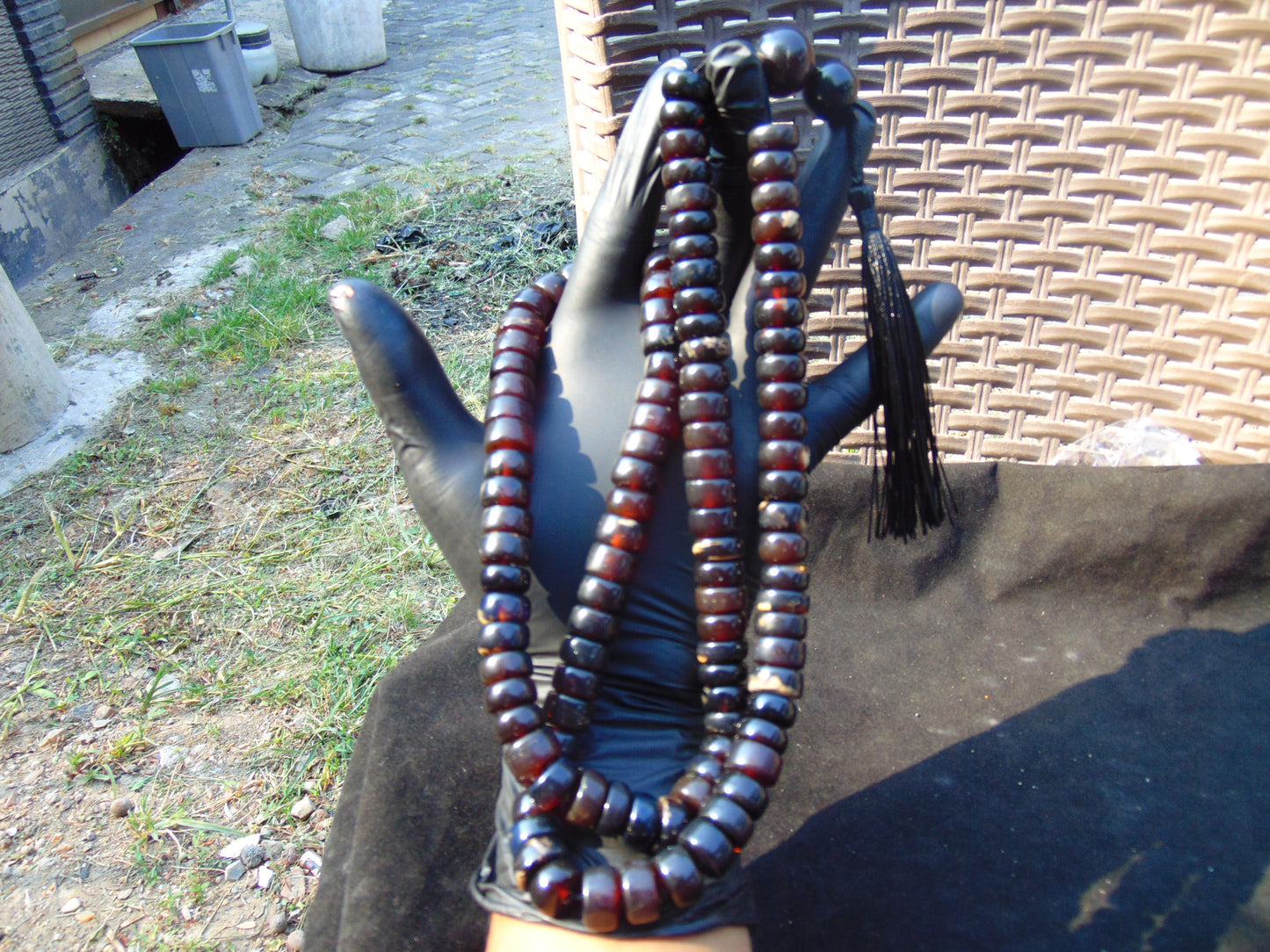 110 gram 108 Rosary Mala Buddha for Yoga and Meditation Indonesian Yellow Blue Amber for Healing 26my2