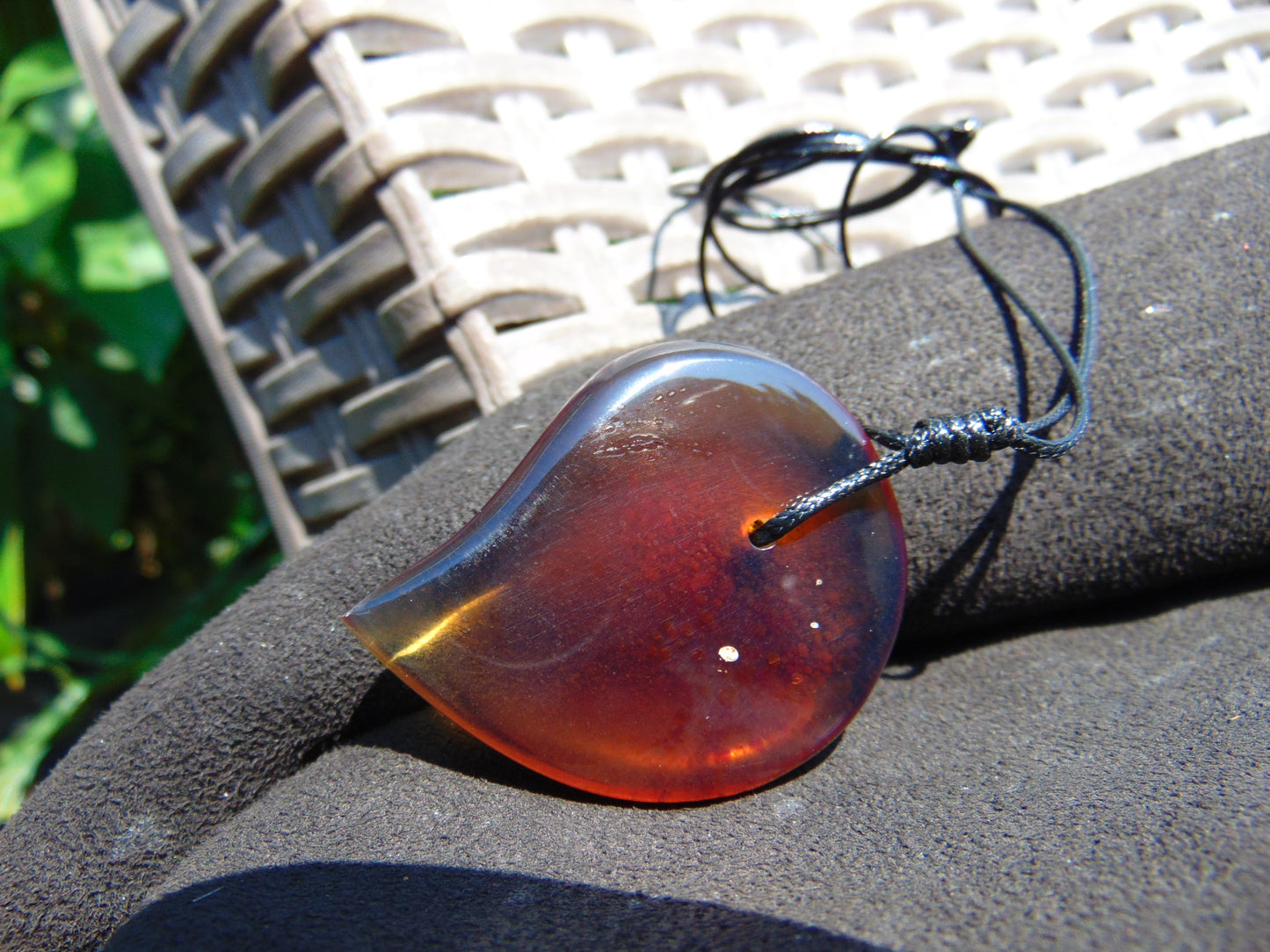 10 gr Comma Pendant Indonesian Blue Amber for Healing 25Y12