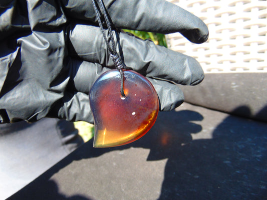 10 gr Comma Pendant Indonesian Blue Amber for Healing 25Y12