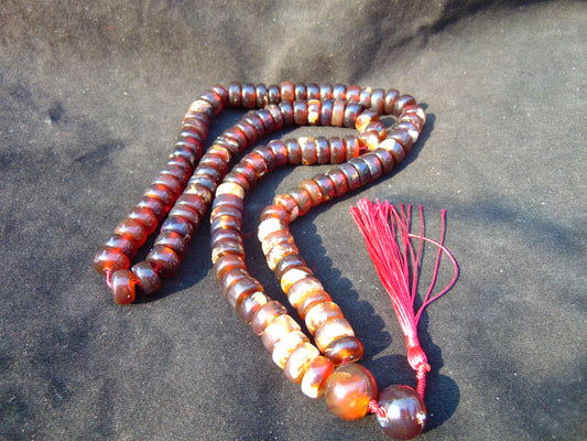92 gram 108 Rosary Mala Buddha for Yoga and Meditation Indonesian Red White Amber for Healing 26my3