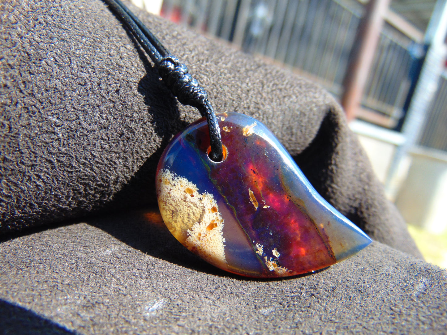 4 gr Comma Pendant Indonesian Blue Amber for Healing 25Y23