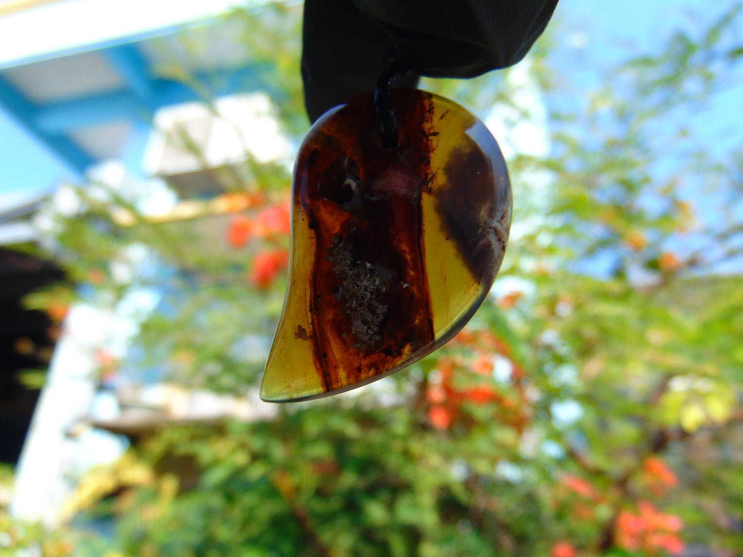 4 gr Comma Pendant Indonesian Blue Amber for Healing 25Y23