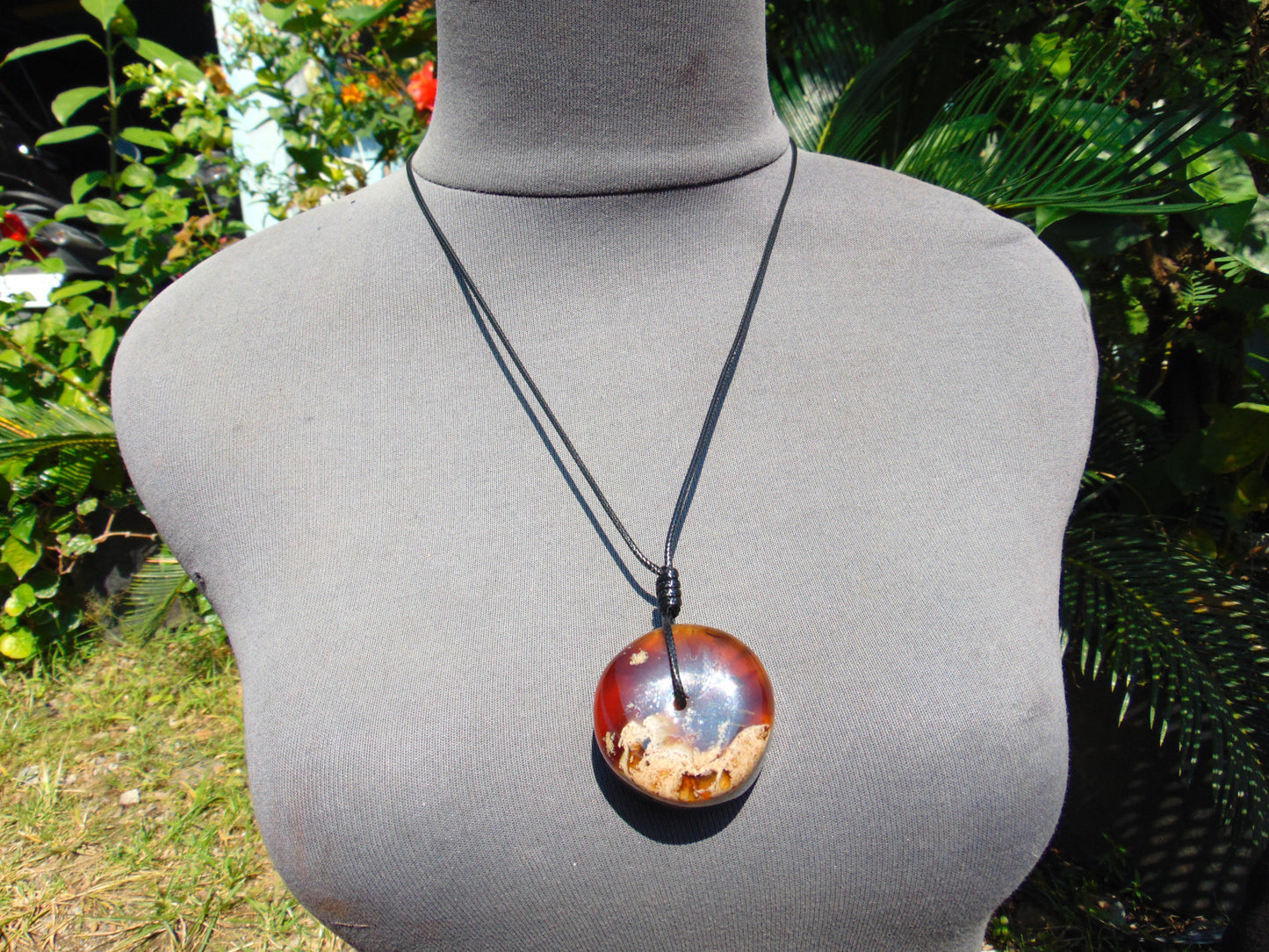 34 gr Donut Pendant Indonesian Amber for Healing 25N105