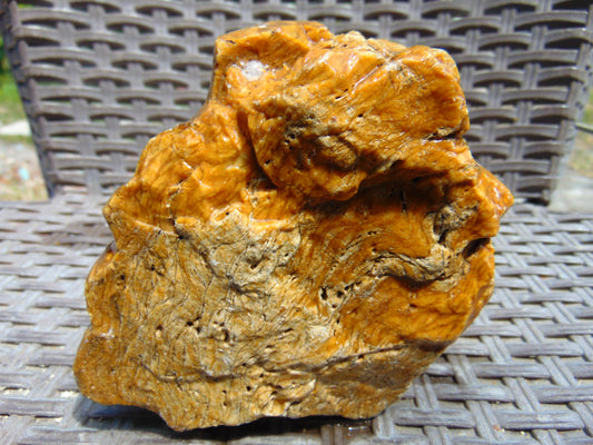 426 gram Polished Indonesia Yellow Aromatic Amber for Healing 26AYE24