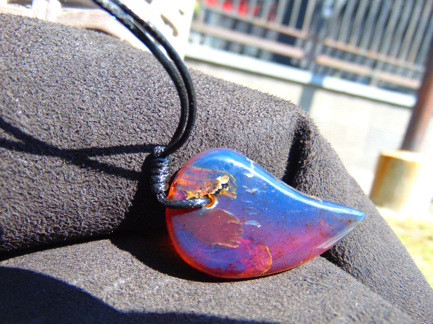 5 gr Comma Pendant Indonesian Blue Amber for Healing 25Y36