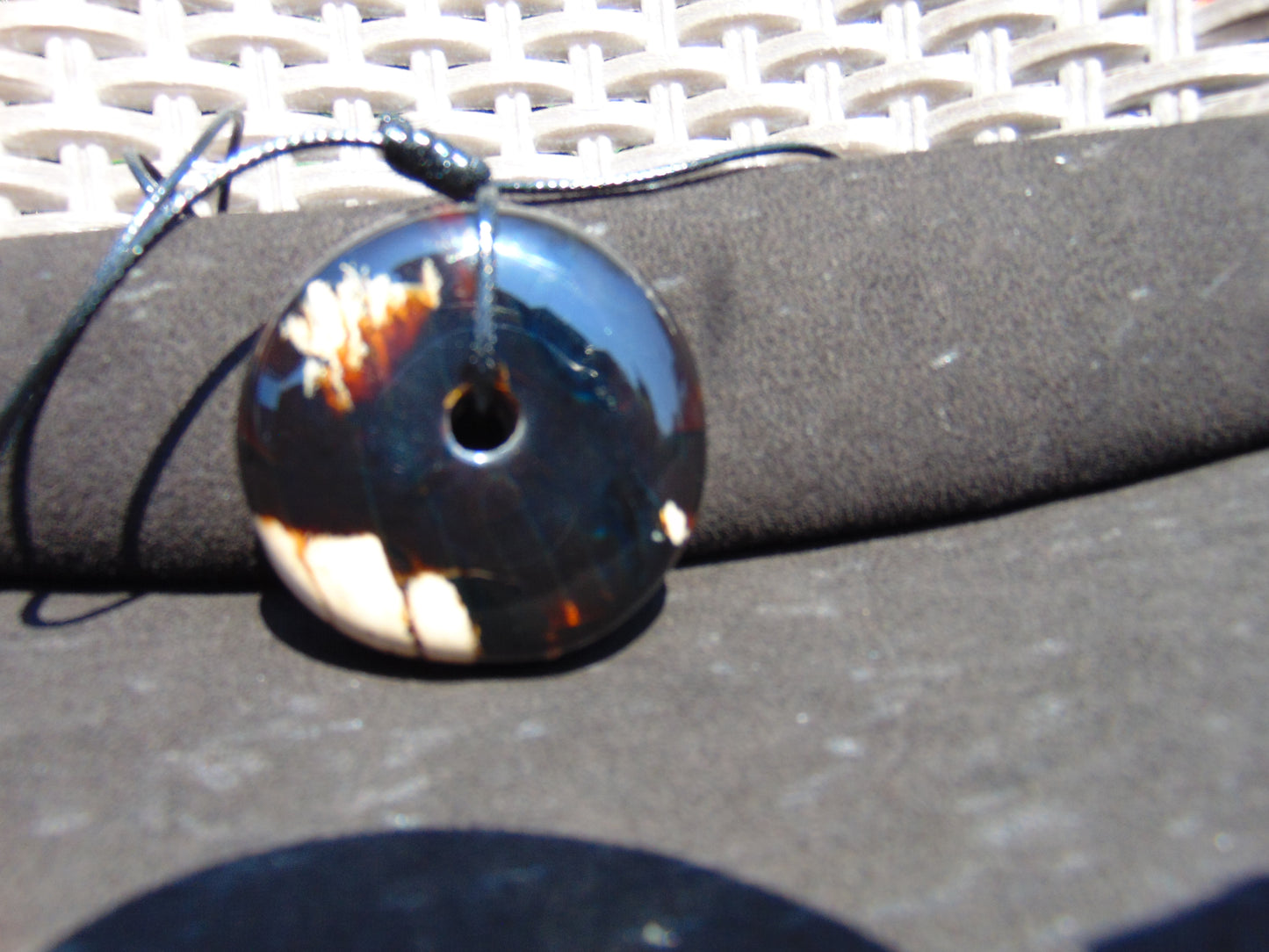 60 gr Donut Pendant Indonesian Amber for Healing 25N103