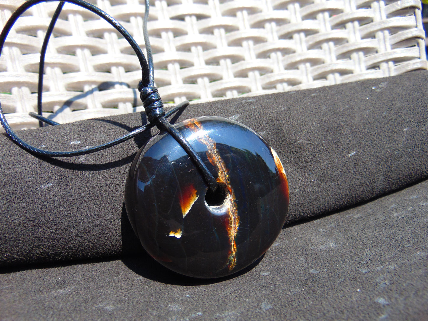 60 gr Donut Pendant Indonesian Amber for Healing 25N103