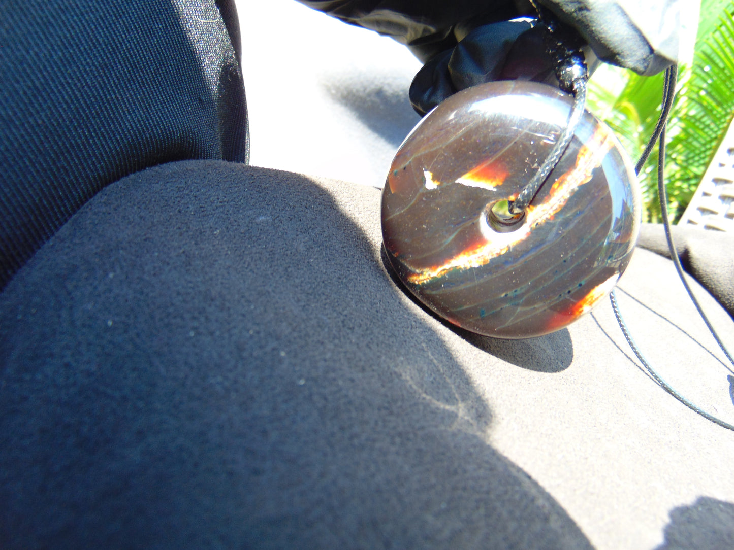 60 gr Donut Pendant Indonesian Amber for Healing 25N103