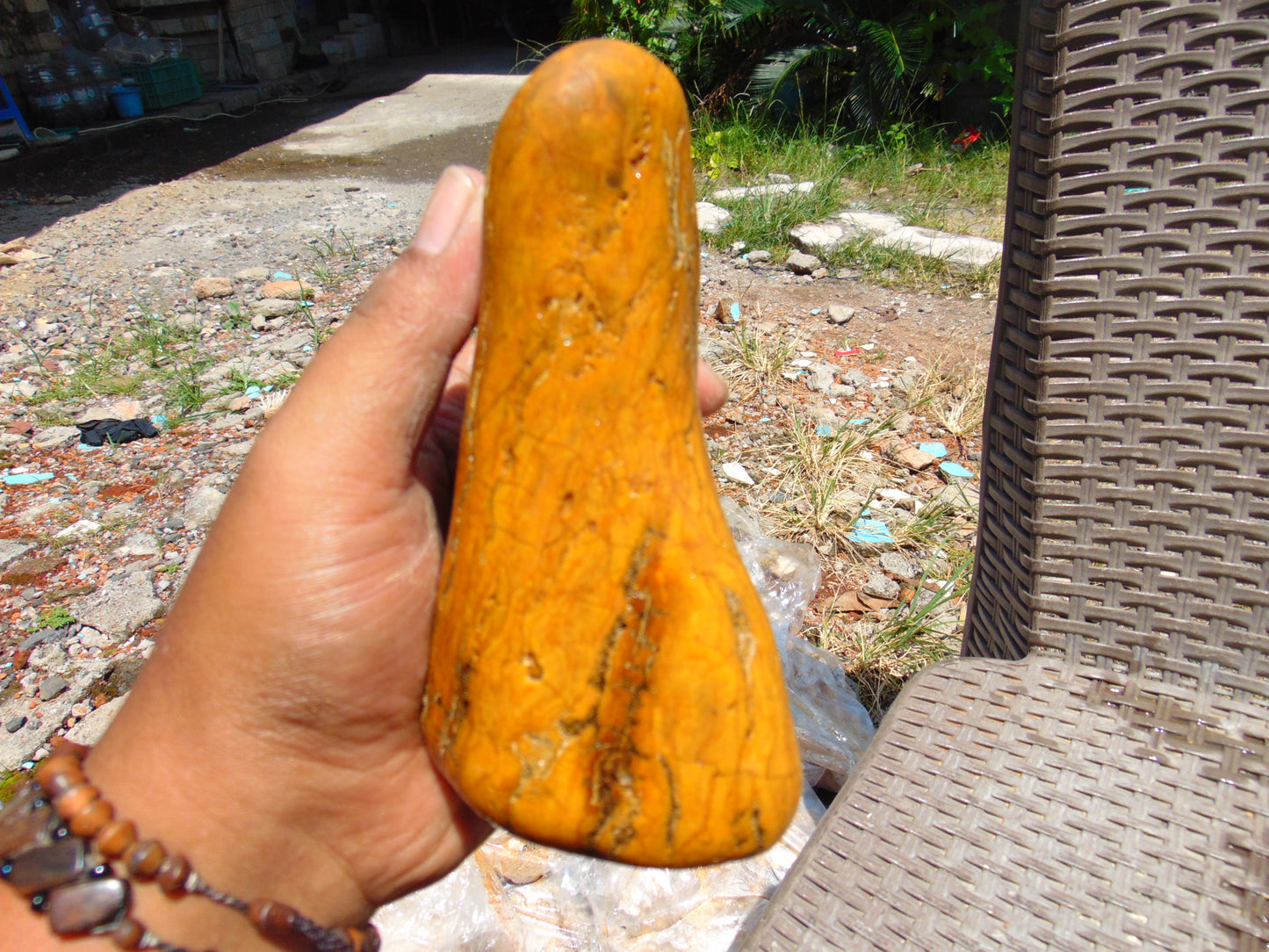 256 gram Polished Indonesia Yellow Aromatic Amber for Healing KM16
