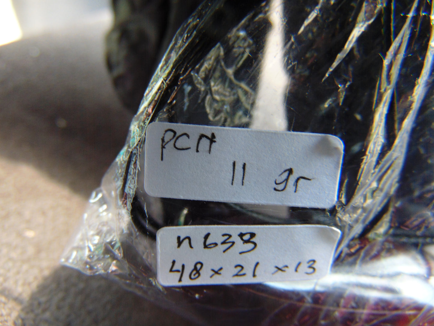 11 gr Comma Pendant 49x39x29  mm Indonesian Blue Amber for Healing PCN633