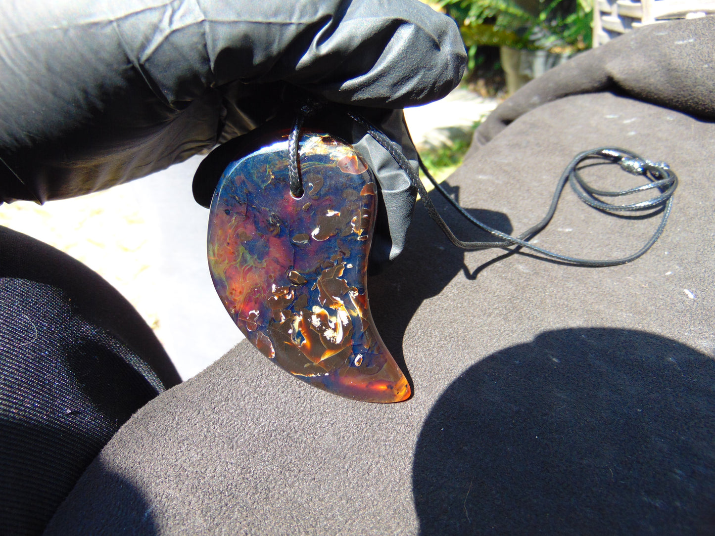 28 gr Comma Pendant Indonesian Blue Amber for Healing 25Y14