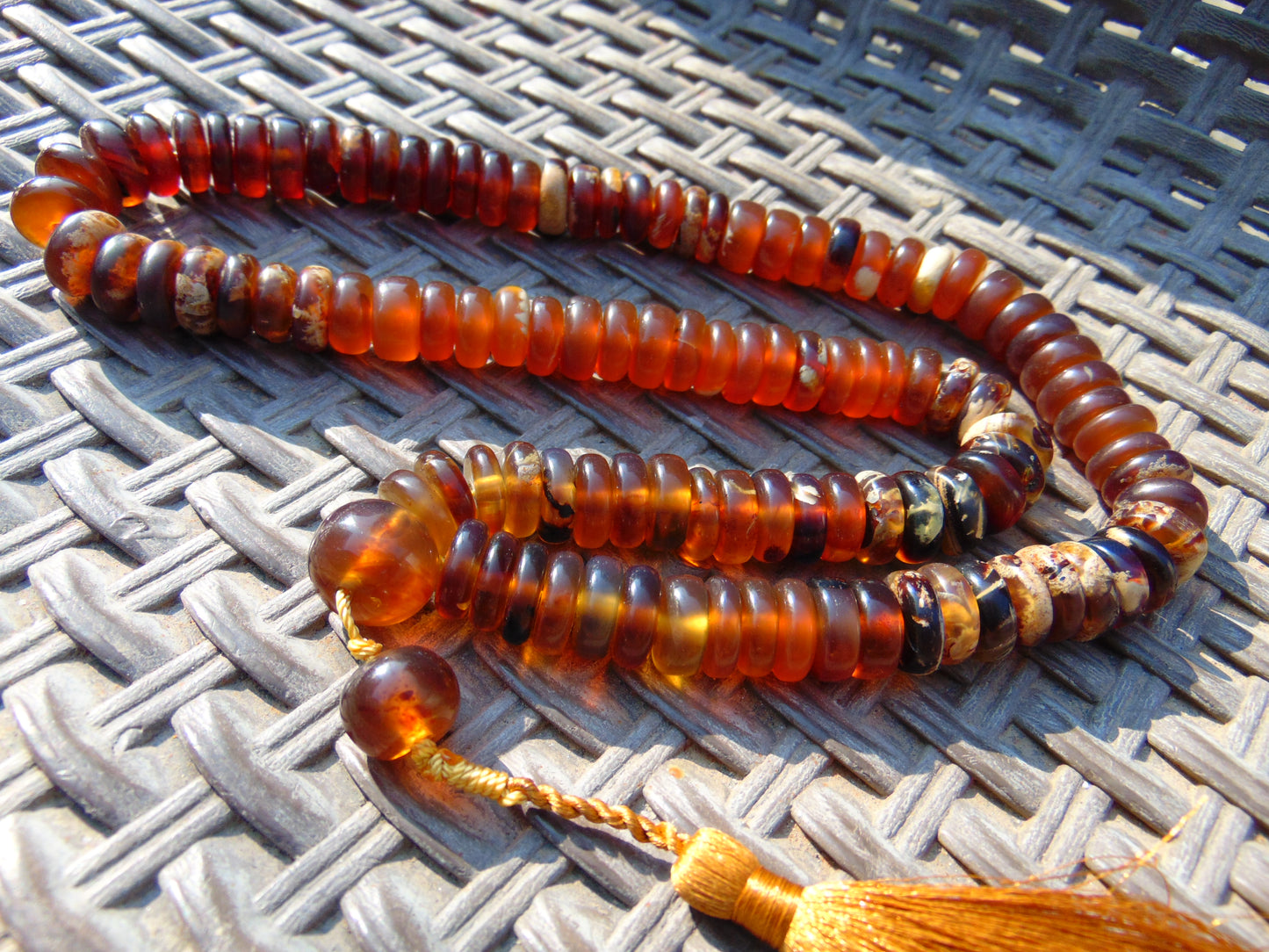 84 gram 108 Mala Buddha Necklace for Yoga Meditation Indonesian Yellow White Amber for Healing MB23